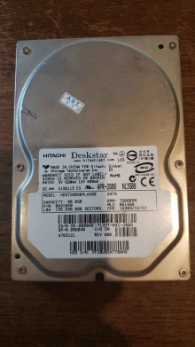 HDS728080PLA380