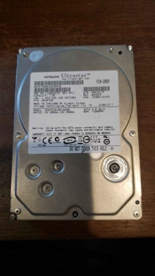 HUA721010KLA330