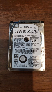 HTS725050A7E630